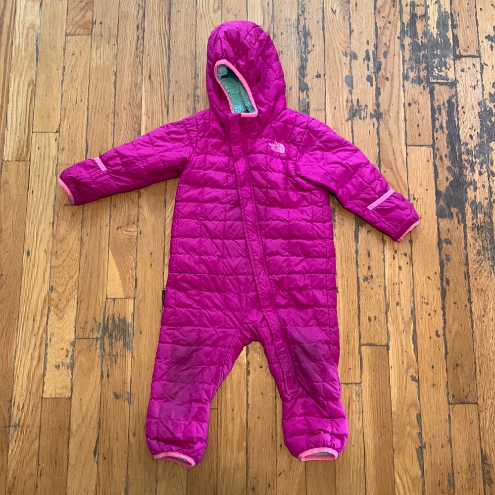 The North Face Kids Magenta Pink Puffer One-Piece Snowsuit